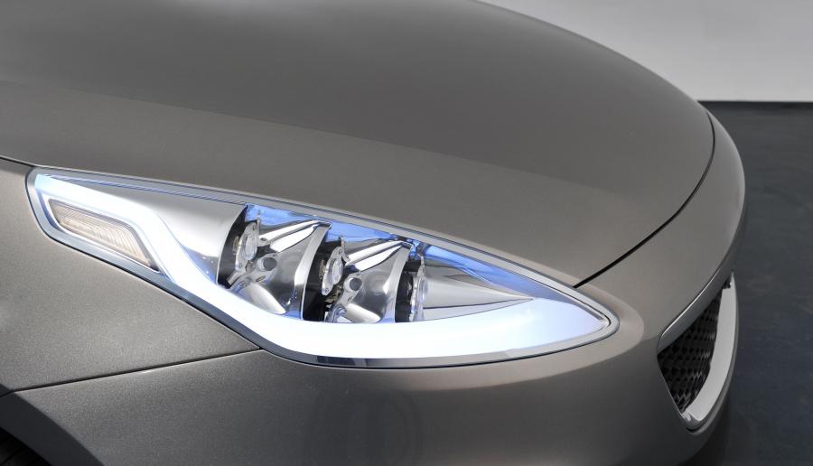  Tata Prima Concept 2009 года  (фото 12 из 22)